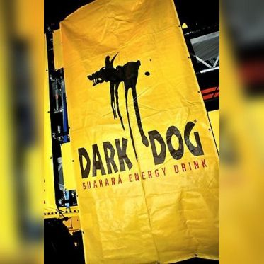 Montage des chars Techno Parade 2010