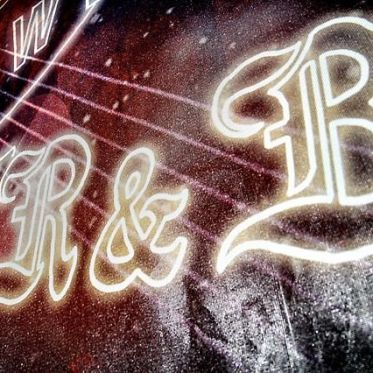 Montage des chars Techno Parade 2010