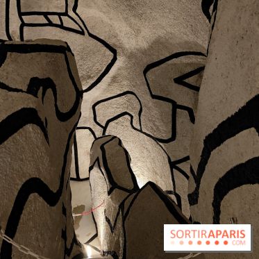 La Tour aux Figures de Jean Dubuffet - Hauts-de-Seine
