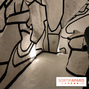 La Tour aux Figures de Jean Dubuffet - Hauts-de-Seine