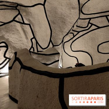La Tour aux Figures de Jean Dubuffet - Hauts-de-Seine
