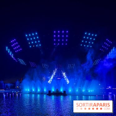 Disneyland Paris : Disney Cascade of Lights, le spectacle nocturne sur Adventure Bay
