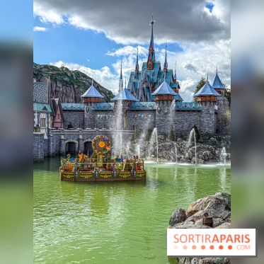 Célébration à Arendelle, le spectacle La Reine des Neiges à Disneyland Paris