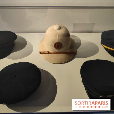 Sous toutes les coutures : une exposition sur le vêtement de travail au Musée Postal
