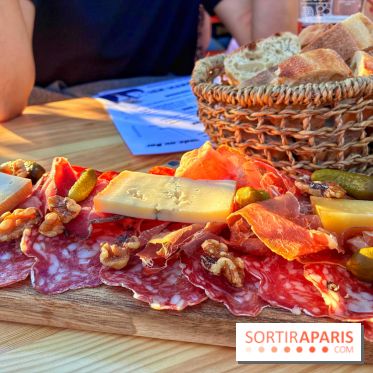 Une péniche-guinguette dédiée à l'apéro sur les quais de Seine