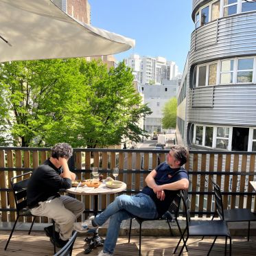 Maison Faitout, le bar-restaurant convivial dans le 10e