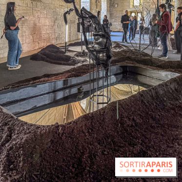 Inkarna : l’exposition de Yosra Mojtahedi à l’Abbaye de Maubuisson