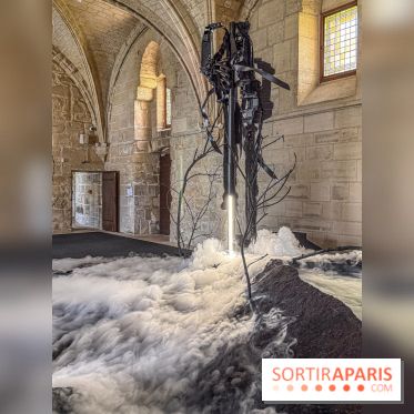 Inkarna : l’exposition de Yosra Mojtahedi à l’Abbaye de Maubuisson