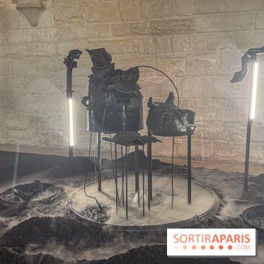 Inkarna : l’exposition de Yosra Mojtahedi à l’Abbaye de Maubuisson