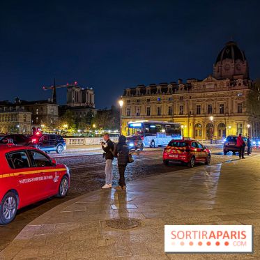 Simulation géante des pompiers de Paris sur les quais parisiens