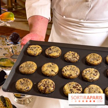 Tea Time de Cedric Grolet au Meurice : pâtisseries trompe l'œil et salé revisité