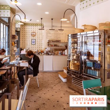 Le Pont Traversé, le coffee shop L'exposition en plein air de Yann Arthus Bertrand a été saccagée par les supporters ce mercredi soir, l'artiste a lancé un appel à l'aide 👉https://sortiraparis.com/r/ajypUfeN gluten se réinvente - salle