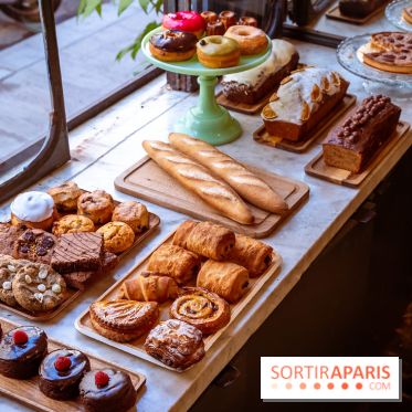 Le Pont Traversé, le coffee shop L'exposition en plein air de Yann Arthus Bertrand a été saccagée par les supporters ce mercredi soir, l'artiste a lancé un appel à l'aide 👉https://sortiraparis.com/r/ajypUfeN gluten se réinvente - gâteaux