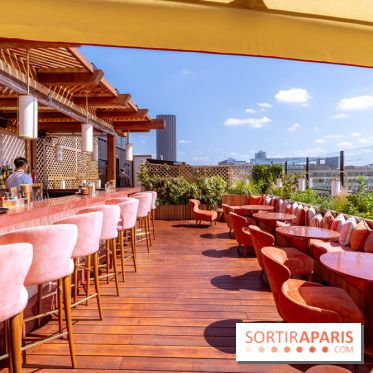 La terrasse en rooftop du Kinugawa à l'hôtel Sax Paris 7e
