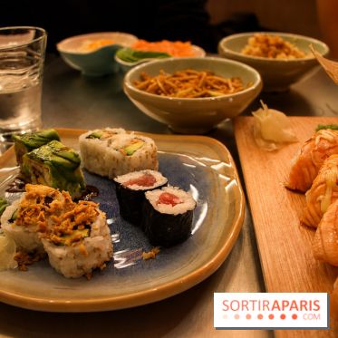 Sushi Mina : makis, sushis et plats japonais servis à table