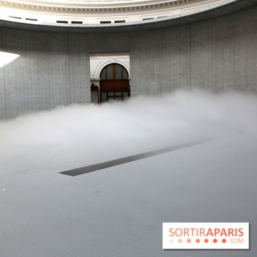 Fujiko Nakaya : nos photos de sa sculpture de brouillard à voir à la Bourse de Commerce