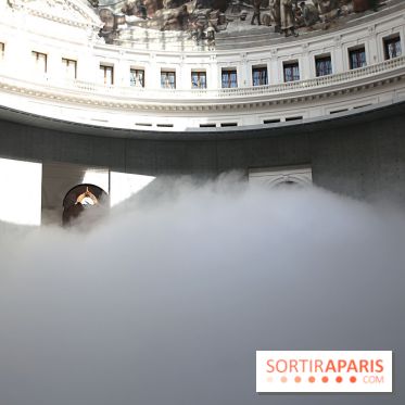 Fujiko Nakaya : nos photos de sa sculpture de brouillard à voir à la Bourse de Commerce