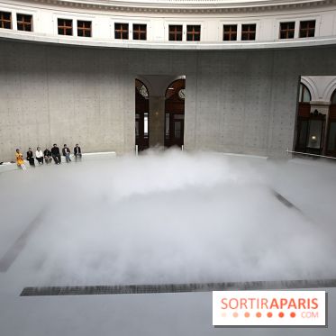 Fujiko Nakaya : nos photos de sa sculpture de brouillard à voir à la Bourse de Commerce