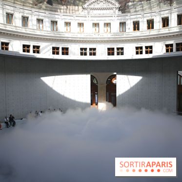 Fujiko Nakaya : nos photos de sa sculpture de brouillard à voir à la Bourse de Commerce