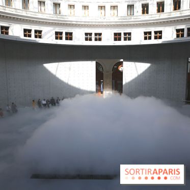Fujiko Nakaya : nos photos de sa sculpture de brouillard à voir à la Bourse de Commerce