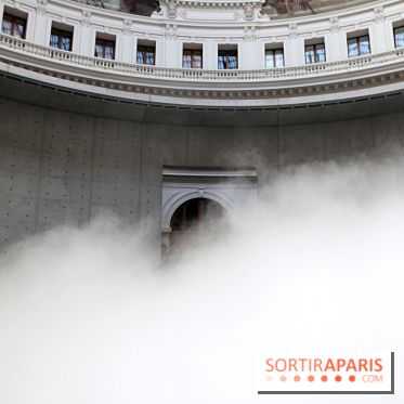Fujiko Nakaya : nos photos de sa sculpture de brouillard à voir à la Bourse de Commerce