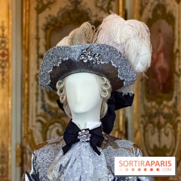 Une exposition de costumes conçus par Christian Lacroix au château de Fontainebleau