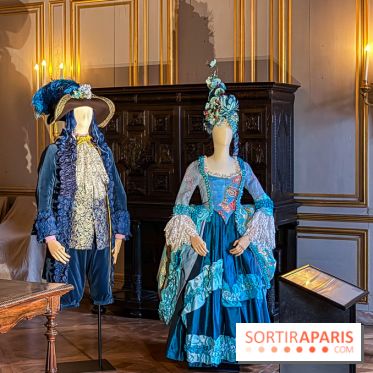 Une exposition de costumes conçus par Christian Lacroix au château de Fontainebleau