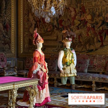 Une exposition de costumes conçus par Christian Lacroix au château de Fontainebleau
