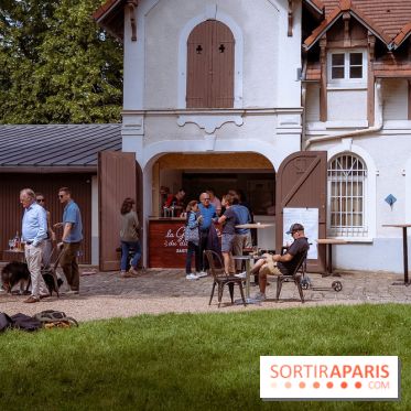 Guinguette du dispensaire et Foodtruck des Écuries au parc du Dispensaire de Sartrouville dans les Yvelines - photos