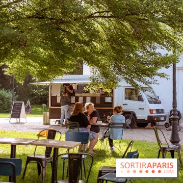 Guinguette du dispensaire et Foodtruck des Écuries au parc du Dispensaire de Sartrouville dans les Yvelines - photos