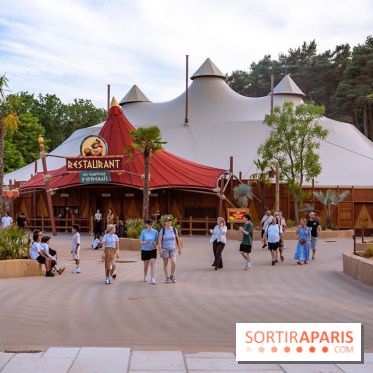Parc Astérix : spectacle de drones, jets d'eau et feux d'artifice et nouveautés 2026, les photos - restaurant épi de maïs