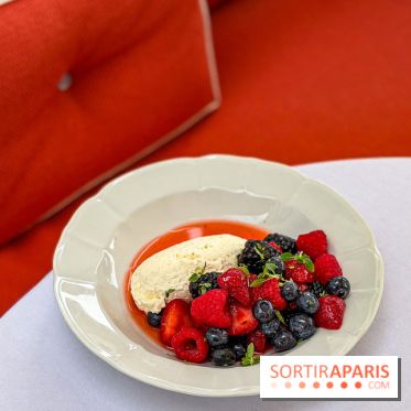 Corail : le restaurant-terrasse estival qui réveille le parvis du Musée d’Art Moderne à Paris