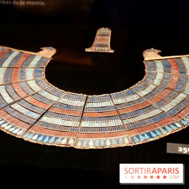 Le large collier pectoral de Toutânkhamon - Toutankhamon : son tombeau et ses trésors