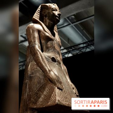 Statue monumentale égyptienne - Toutankhamon : son tombeau et ses trésors