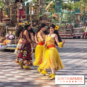 Disneyland Paris : la Cavalcade des Princesses Disney à Disney Adventure World