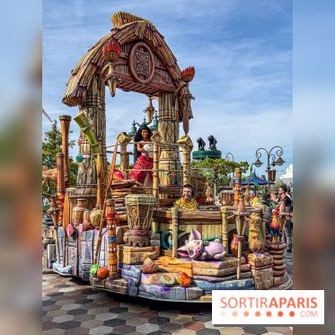 Disneyland Paris : la Cavalcade des Princesses Disney à Disney Adventure World