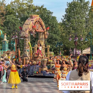 Disneyland Paris : la Cavalcade des Princesses Disney à Disney Adventure World
