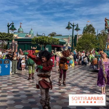 Disneyland Paris : la Cavalcade des Princesses Disney à Disney Adventure World