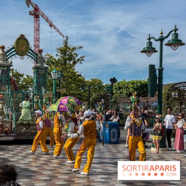 Disneyland Paris : la Cavalcade des Princesses Disney à Disney Adventure World