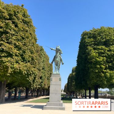 La promenade du Cours de la Reine - Simon Bolivar