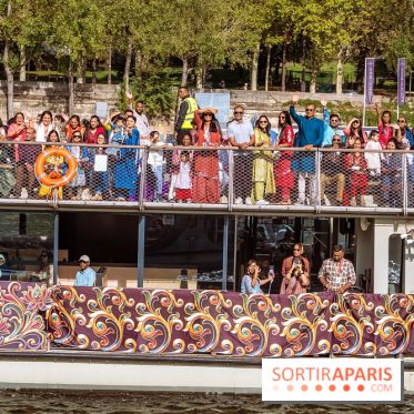 Défilé flottant sur la Seine : le Jal Yatra à Paris, les photos