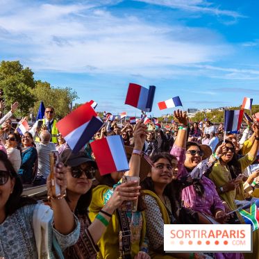 Défilé flottant sur la Seine : le Jal Yatra à Paris, les photos