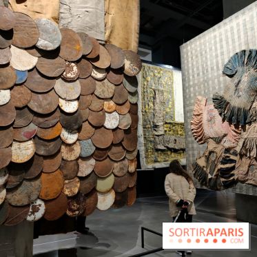 Le Temps des récoltes : Ibrahim Mahama et les artistes ghanéens transforment la Fondation Cartier