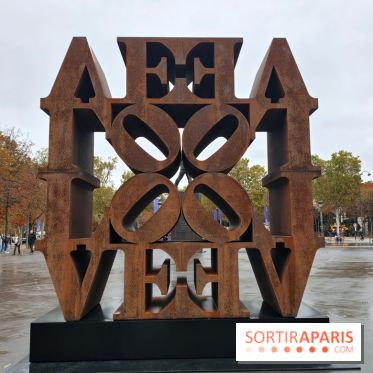 Art Basel 2026 : Robert Indiana installe un Love Wall sur la place Clémenceau à Paris