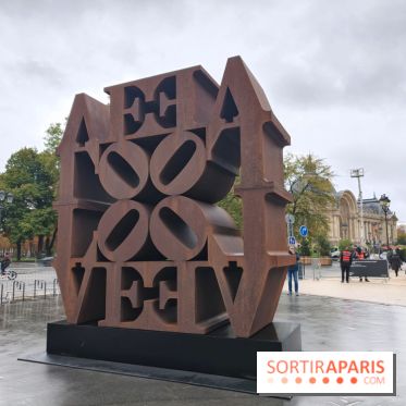 Art Basel 2026 : Robert Indiana installe un Love Wall sur la place Clémenceau à Paris