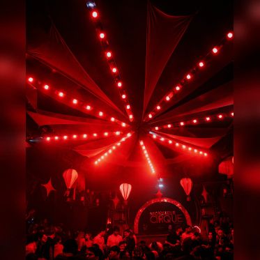Boum Boum Paris : un club hip-hop au décor néo-70's près des Champs-Élysées - Clubs Boumboum 20250208 027