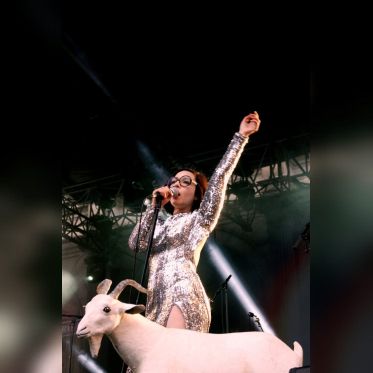 Brigitte sur le Parvis de l'Hôtel de Ville pour le Festival Fnac Live 2011 
