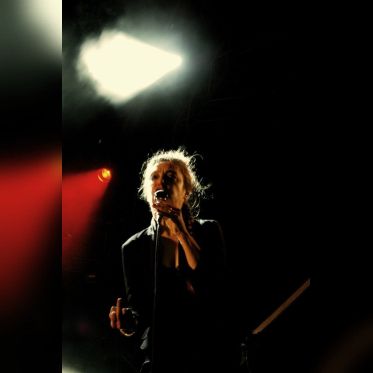 Catherine Ringer sur le Parvis de l'Hôtel de Ville - Festival Fnac Live