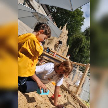 Le Château de sable Disney à Paris Plages, château de la belle au bois dormant, inauguration