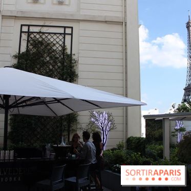 La terrasse d'été du Shangri-La Paris by Belvedere